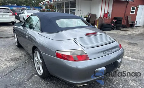 2003 Porsche 911 Carrera 2 z USA, uszkodzony, nr VIN WP0CA29903S651323